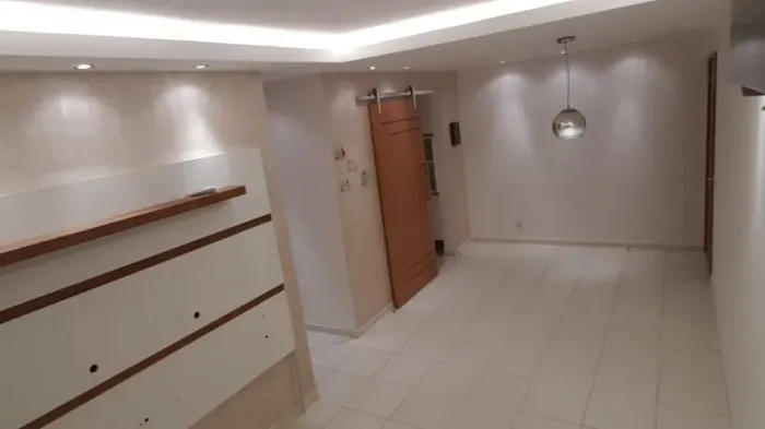 Apartamento 3 quartos, varanda, sol da manhã, 1 vaga de garagem, Infra completa.
