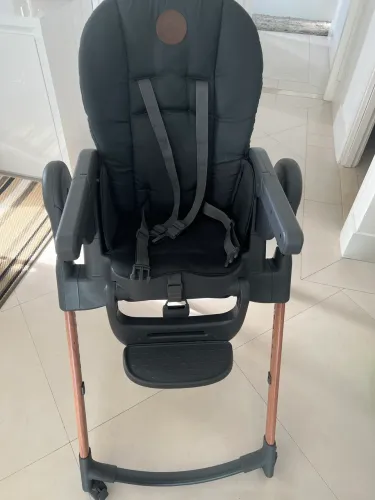 Cadeira Máxi Cosi Minla em ótimo estado!