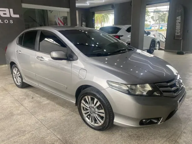 Honda City Sedan LX 1.5 Flex 16V 4P Aut. 2014