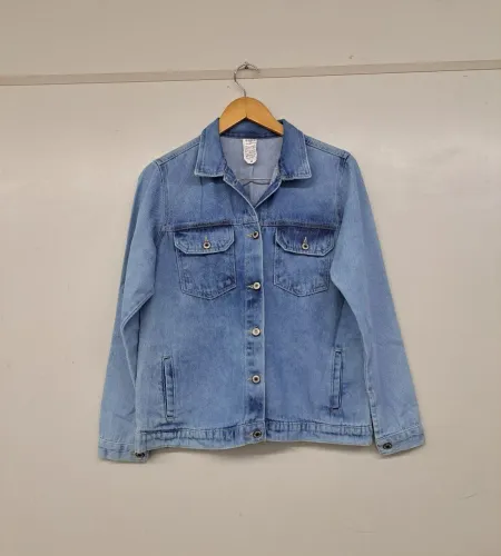 Jaqueta Jeans Clássica feminina