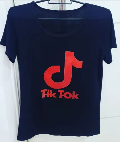 Camiseta TikTok - Nova! Tam. M