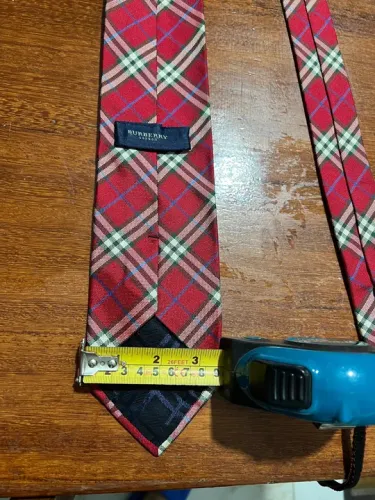 Gravata Burberry Original