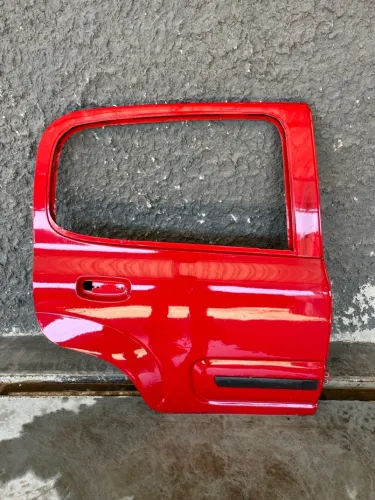 Porta traseira direita Fiat Uno Vivace