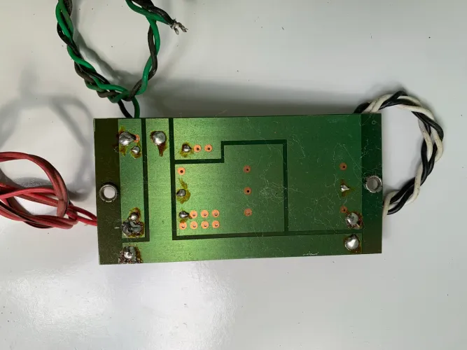 Divisor de frequência caixa 250 VT (2 vias)