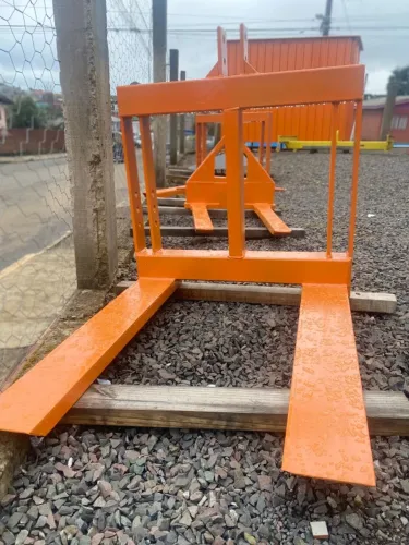 IMPLEMENTOS AGRICOLAS