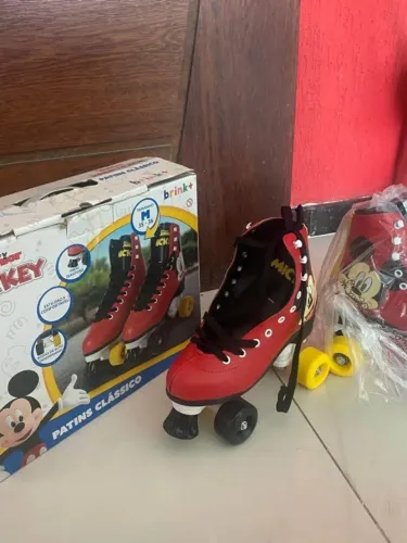Patins clássico Mickey