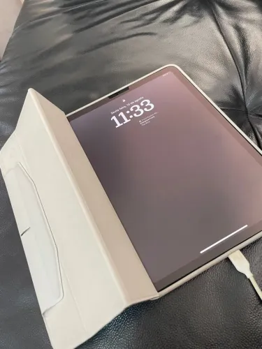 iPad air 4 64 Gb Case ESR *Apenas Venda Local*