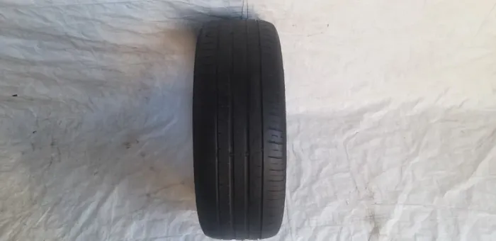 Pneu Pirelli 215/45/18 #151