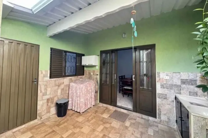 VENDE-SE NO CASTANHEIRA /MB