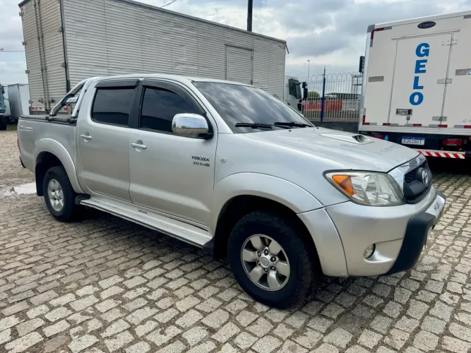 Toyota Hilux CD SRV D4-d 4X4 3.0 TDI Dies 2006