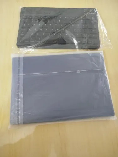 Capa Samsung Magnética para Tablet Samsung S9 + Teclado e película (Tudo novo ! )