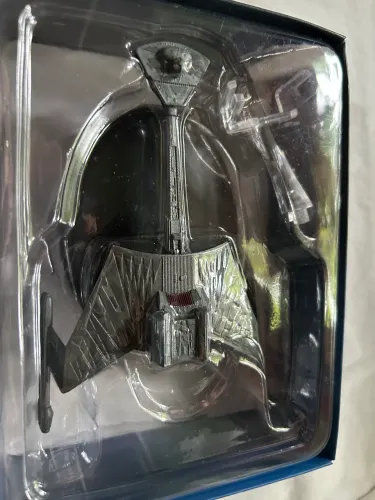 Miniatura Star Trek K?T?inga Class Battle Cruiser Eaglemoss Fascículo 7