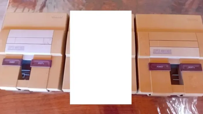 Lote com duas carcaças de Super Nintendo (SNES)