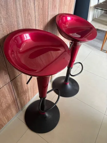 2 Bancos por 200,00. Cada banco 100,00