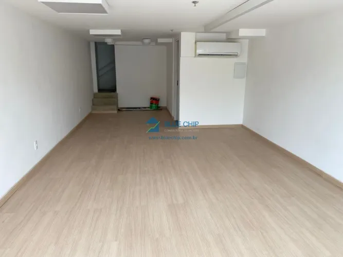 Loja para locação no Shopping Novo Leblon - Barra da Tijuca com 44m² por R$7.000,00
