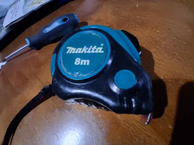 Trena MAKITA 8M