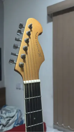 Violão Michael