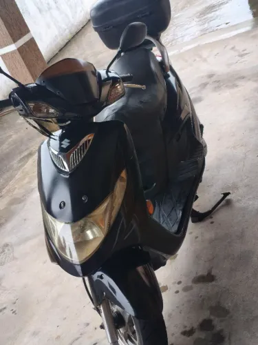 Burgman 125 automática 