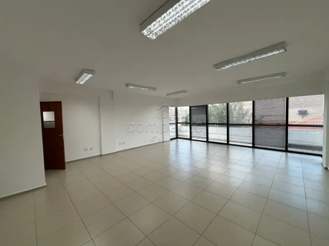 Sala Comercial com Banheiro Privativo | Excelente Localização