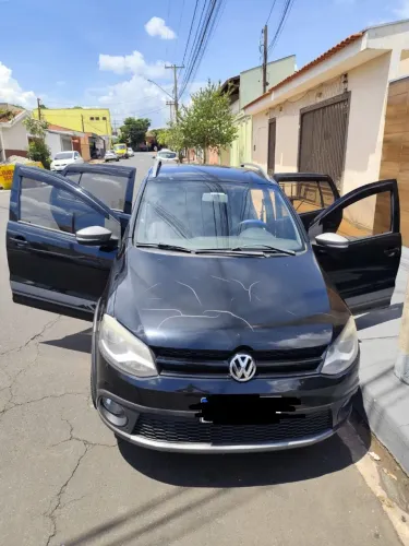 Volkswagen Crossfox 1.6 MI Total Flex 8V 5P 2012
