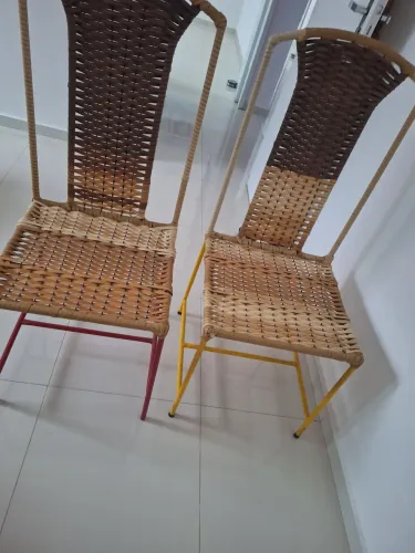 Cadeira semi nova