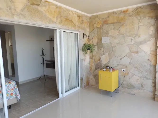 Casa / Sobrado para Venda em Barueri, --, 3 dormitórios, 2 suítes, 4 banheiros, 3 vagas
