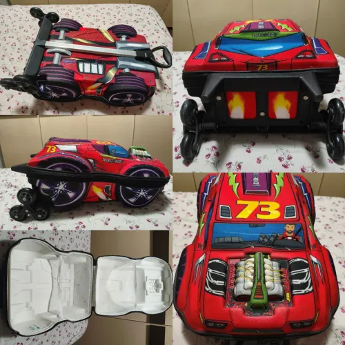 Mochila 3D carro Thunderbolt, marca MaxToy<br>R$ 120