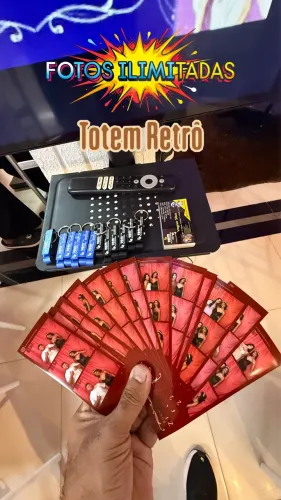 Totem fotográfico retrô