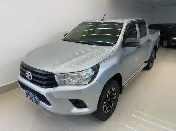 Toyota Hilux CD 4X4 2.8 Diesel Mec. 2020