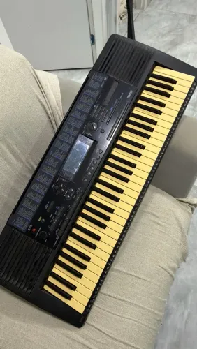 Teclado Yamaha psr 320