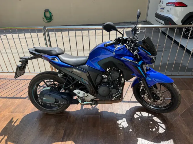 Fazer 250 cilindradas ano 2025