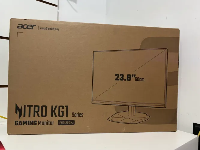 Monitor gamer (Lacrado) - 24polegadas - 200hz - 0,5ms - Full HD