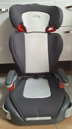 Cadeirinha Para Carro Graco Junior Maxi (15 a 36kg) - Ótimo Estado