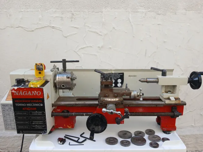 Torno mecânico 