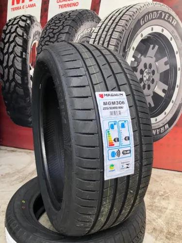 Pneu 235/50/R19 Magnum Sport com alta performance e durabilidade na sua banca de rodagem.