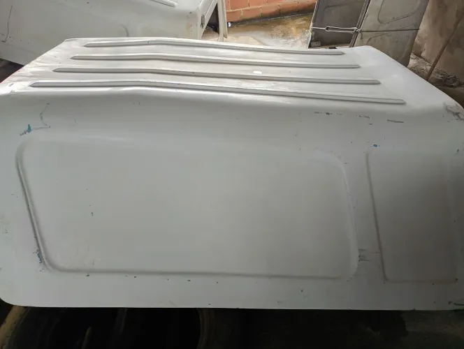 Capota de fibra para Strada cabine simples até 2013.