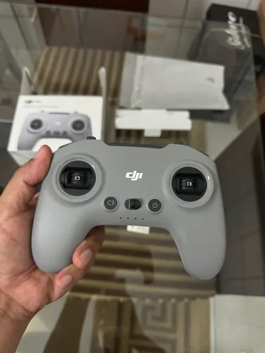 RC3 CONTROLE DJI FPV - IMPECÁVEL