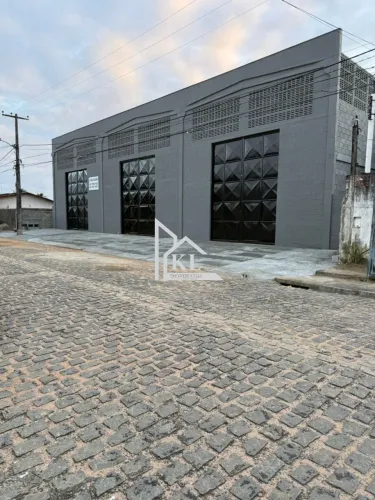 Locação Excelente Galpão Novo - 300M2 - Bairro Emaus (Pq Industrial)