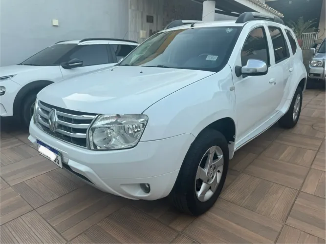 Renault Duster Dynamique 2.0 Hi-flex 16V Aut. 2013