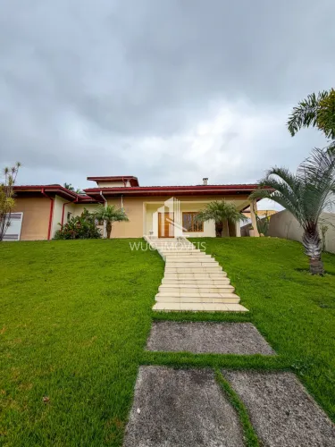 Casa Térrea para Venda e Locação no Condomínio Jardim Terras de Santa Helena - Jacareí/SP