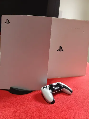 PlayStation 5 Edição Digital 825GB