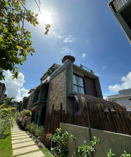Casa de condomínio para venda tem 260 metros quadrados com 3 quartos
