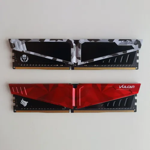 Kit Memória RAM 16GB 3000MHz CL16 Pichau Gaming TForce Team Group - OLX PAY + Envios
