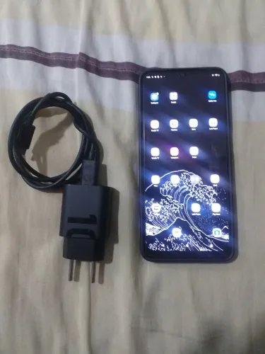Moto e22 128 e 4 ram