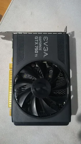 Placa de vídeo GTX 750Ti