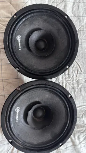 Par Taramps FH 50D 5? 25W RMS 4 Ohms - funcionando