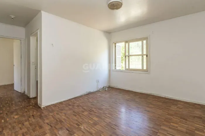 Apartamento com 2 dormitórios no bairro Cristal
