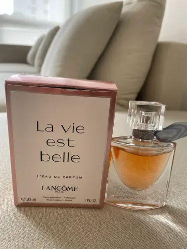 Perfume La Vie Est Belle 30 ml.