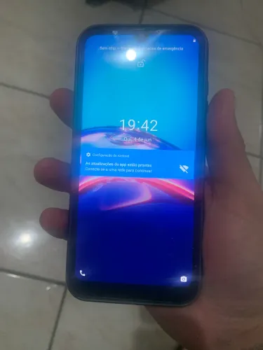 Celular motorola 200$