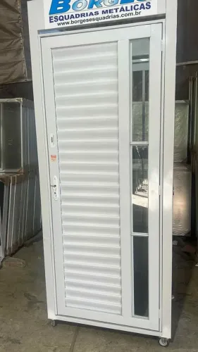 Porta Luxo com Pintura Eletrostática Branca